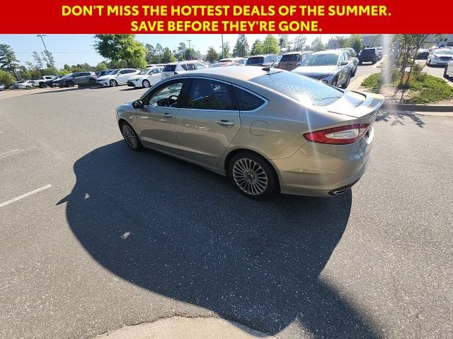 Used 2016 Ford Fusion Titanium FWD image 10