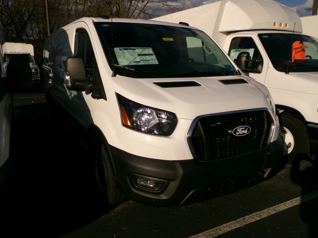 New 2026 Ford Transit 150 Low Roof Cargo Van image 3