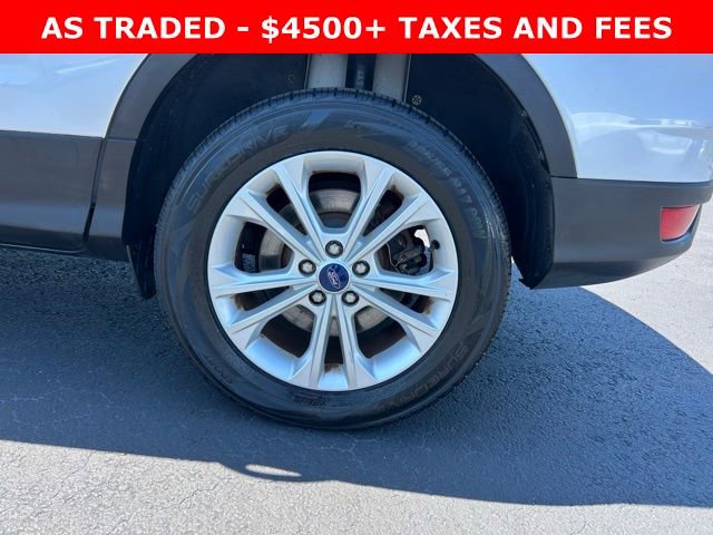 Used 2017 Ford Escape SE w/ Equipment Group 201A FWD image 10