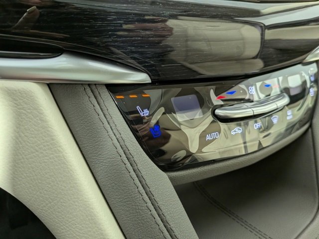 New 2025 Cadillac XT6 Premium Luxury w/ LPO, Floor Liner Package image 9