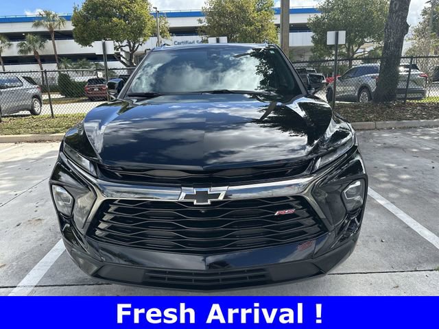 Certified 2025 Chevrolet Blazer RS w/ Driver Confidence II Package image 33
