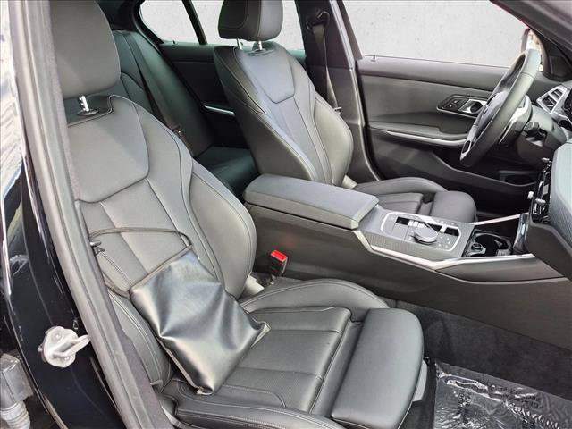 Certified 2026 BMW 330i Sedan w/ Convenience Package RWD image 21