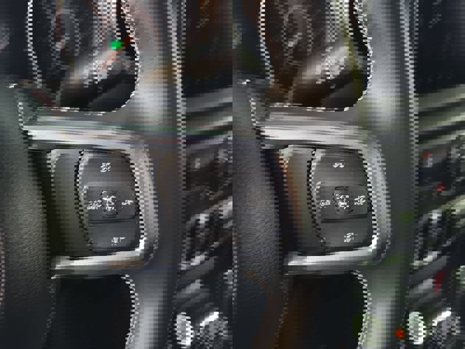 Used 2022 Jeep Wrangler Unlimited Sahara image 26