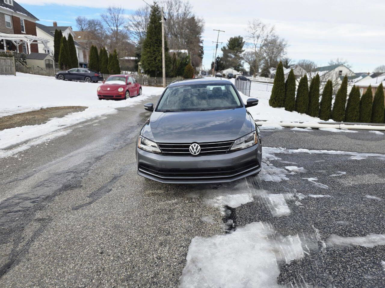 Used 2017 Volkswagen Jetta SE image 10