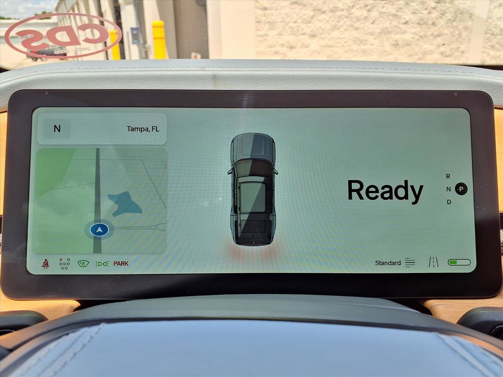 Used 2025 Rivian R1S Premium AWD/4WD image 29