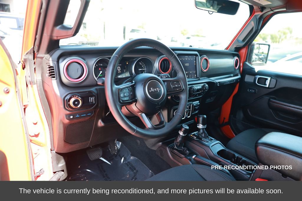 Used 2023 Jeep Wrangler Unlimited w/ 8.4" Radio Group image 16