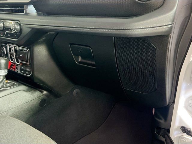 Used 2024 Jeep Wrangler Unlimited Rubicon image 31
