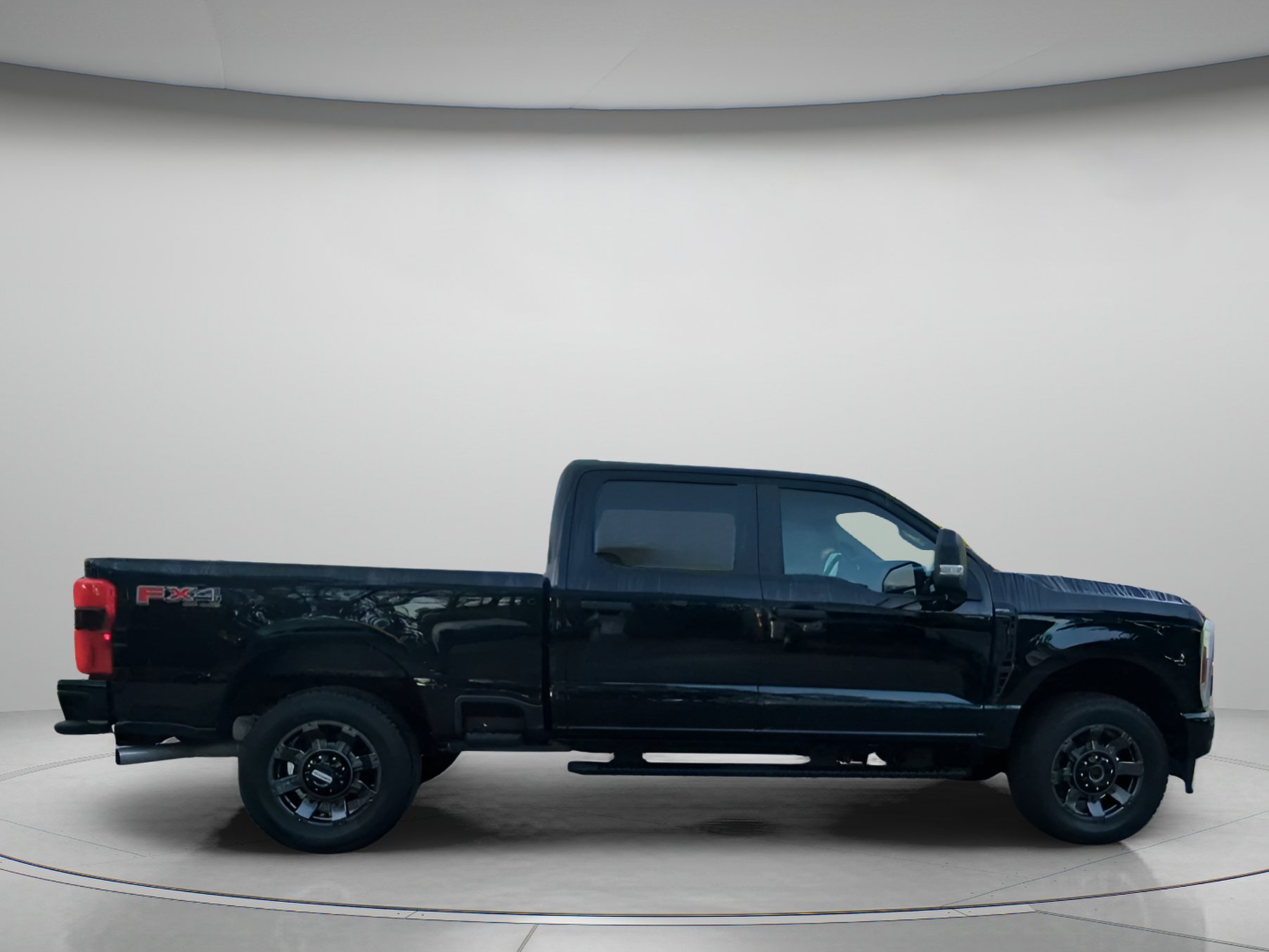 Certified 2024 Ford F250 XL w/ STX Appearance Package AWD/4WD image 32