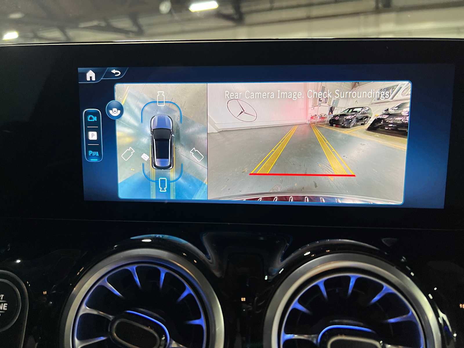 Used 2025 Mercedes-Benz GLA 250 4MATIC image 35