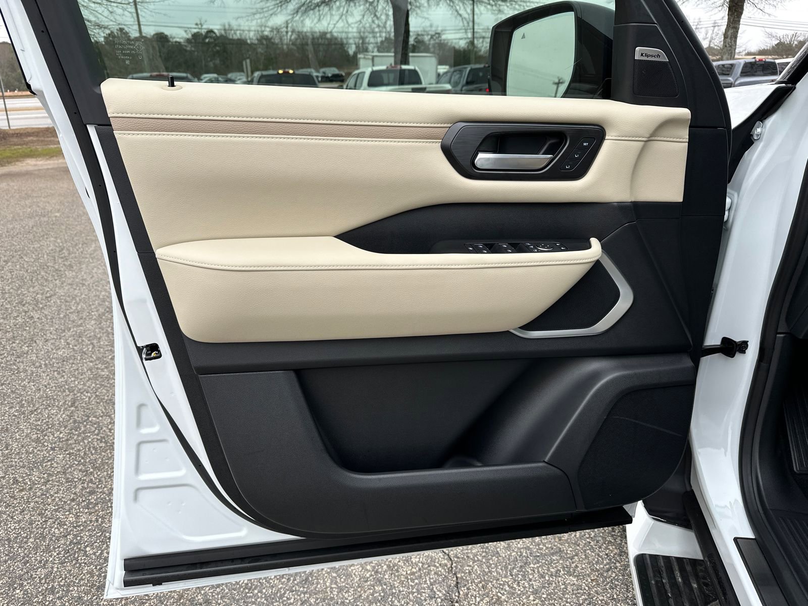 New 2026 Nissan Armada Platinum Reserve AWD/4WD image 10