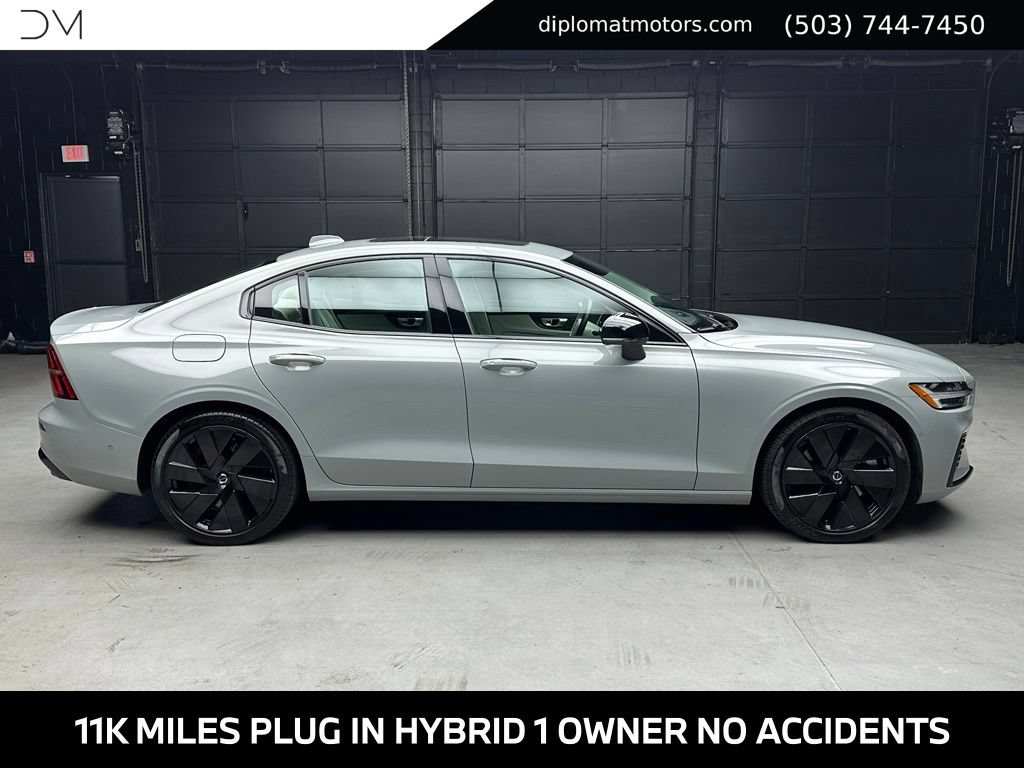 Used 2024 Volvo S60 T8 Plus w/ Climate Package AWD/4WD image 7