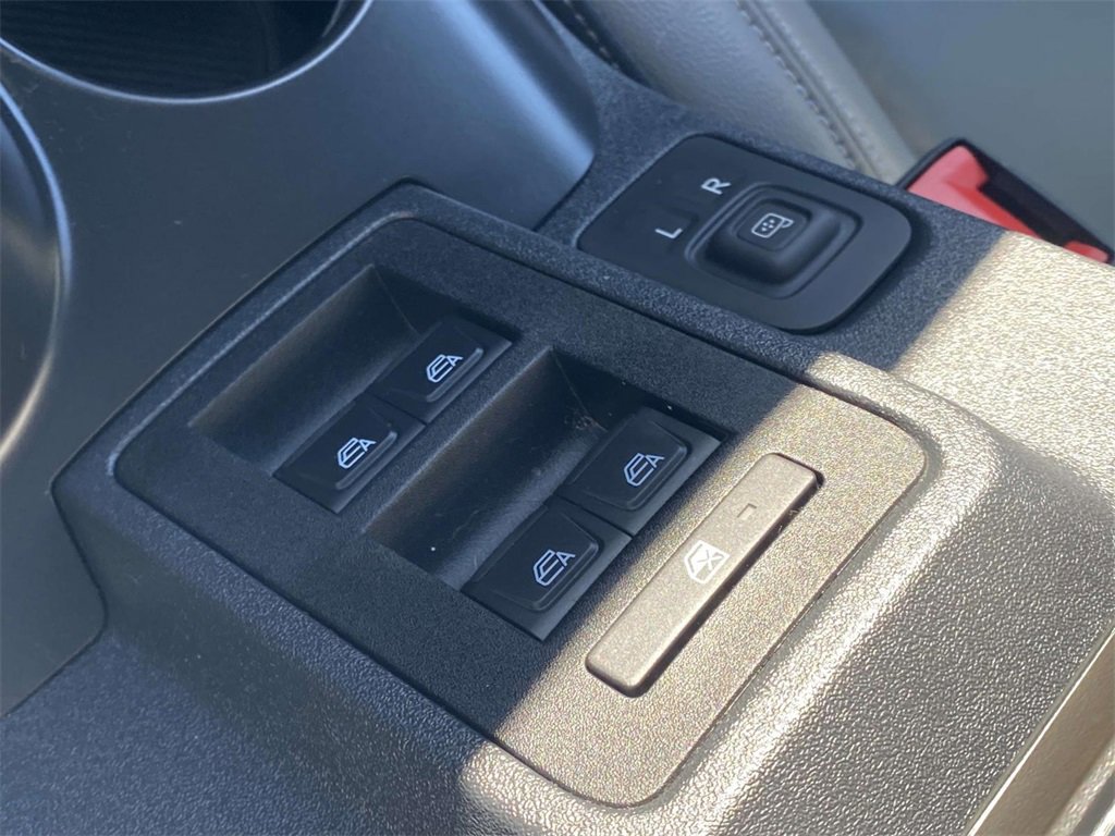 Used 2024 Ford Bronco Outer Banks image 28