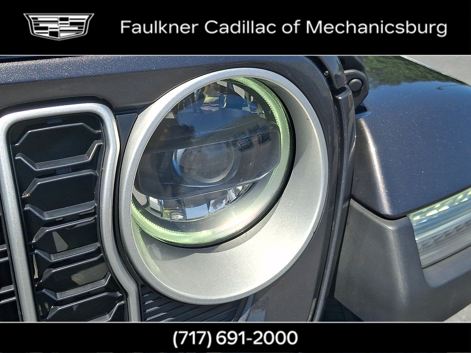 Used 2024 Jeep Wrangler Unlimited Sahara w/ Technology Group AWD/4WD image 9