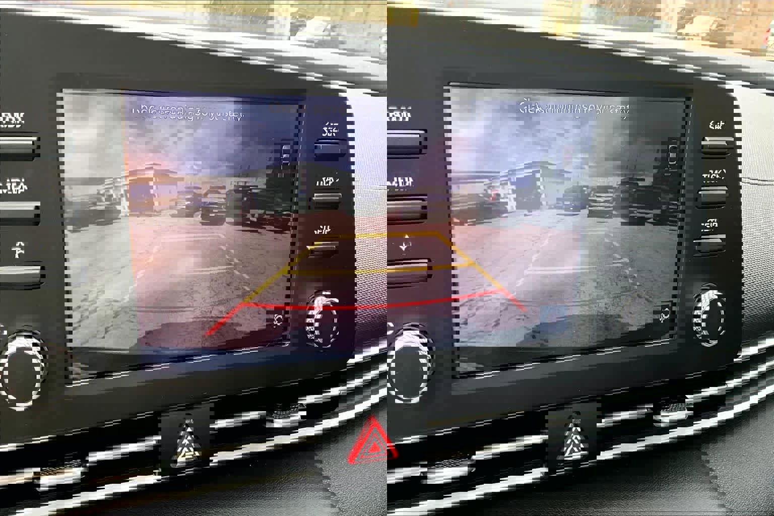 Used 2023 Hyundai Elantra SEL image 25