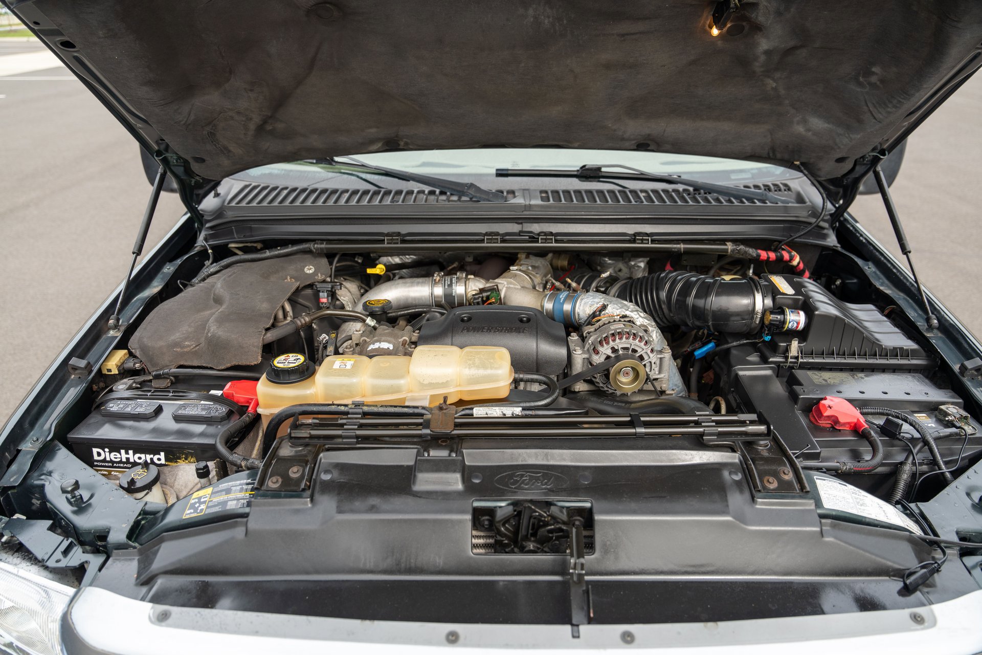 Used 2002 Ford Excursion Limited image 24