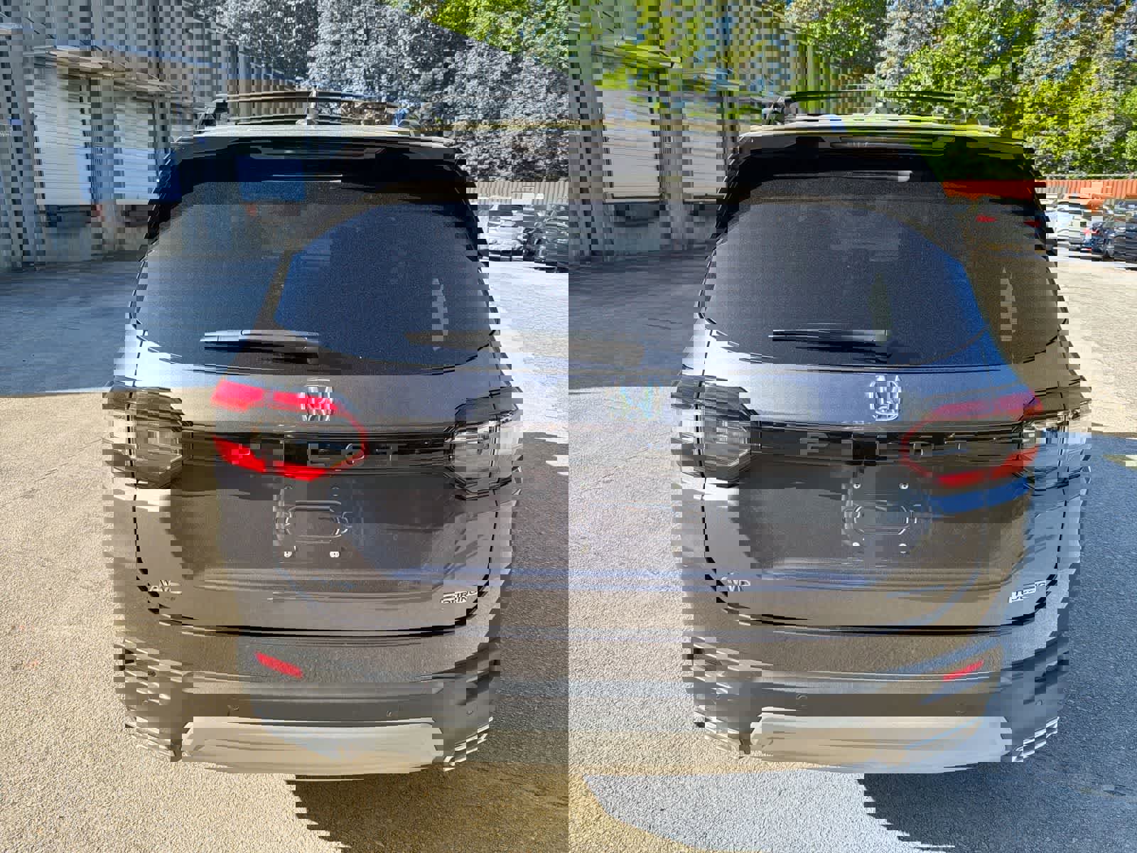 Used 2023 Honda Pilot Touring image 9