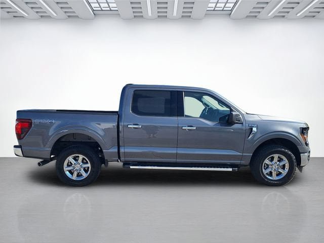 Used 2024 Ford F150 XLT w/ FX4 Off-Road Package AWD/4WD image 3