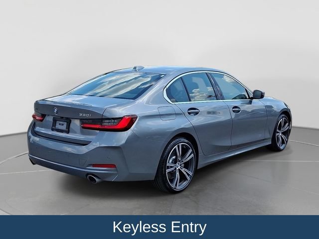 Used 2023 BMW 330i xDrive Sedan w/ Premium Package AWD/4WD image 7