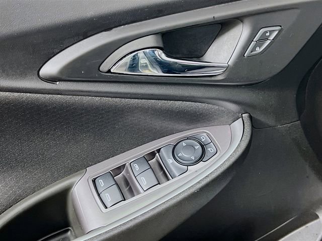 Used 2024 Chevrolet Malibu LT image 9