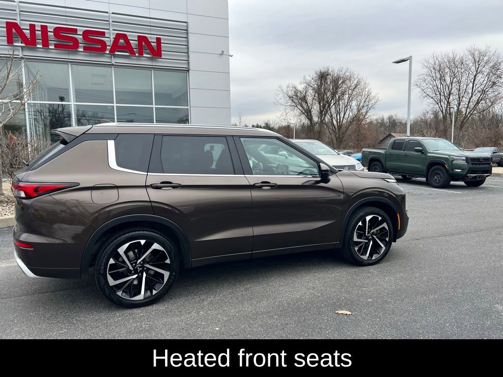 Used 2022 Mitsubishi Outlander SEL image 12