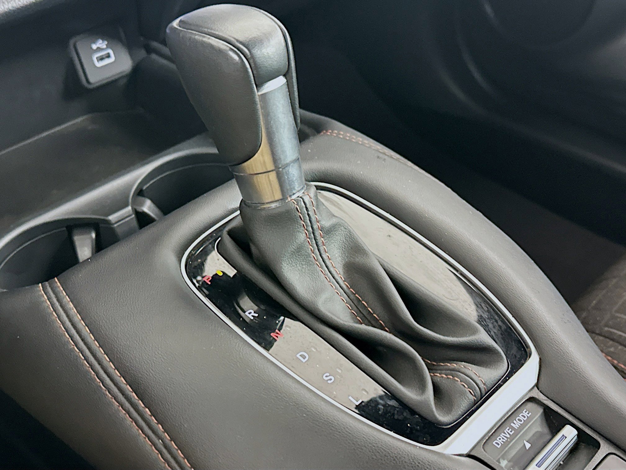 Used 2025 Honda HR-V Sport image 24