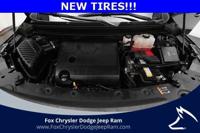 Used 2024 Buick Enclave Essence w/ LPO, Floor Liner Package image 3