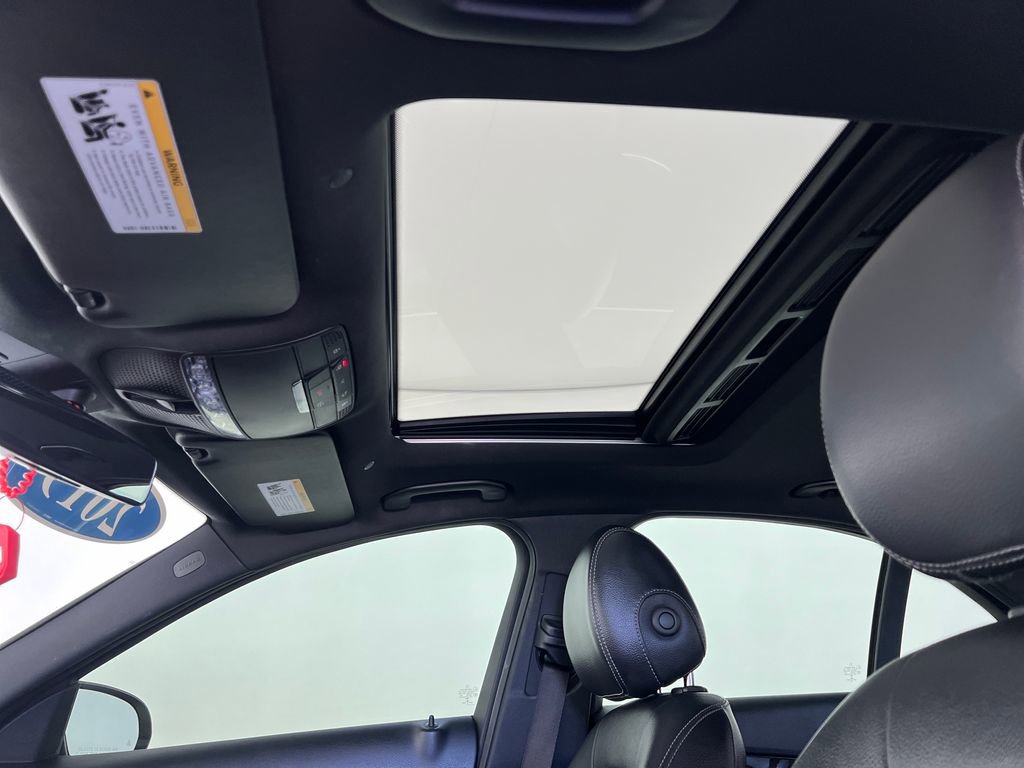Used 2019 Mercedes-Benz C 300 Sedan image 23