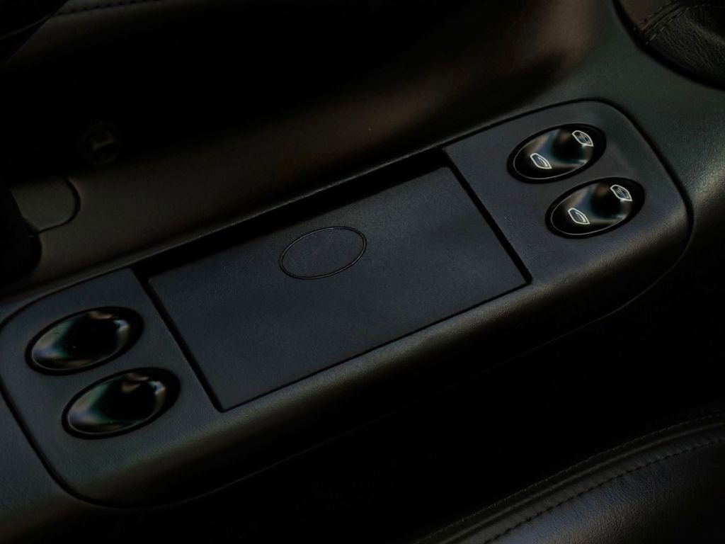 Used 2004 Porsche 911 GT3 RWD image 70