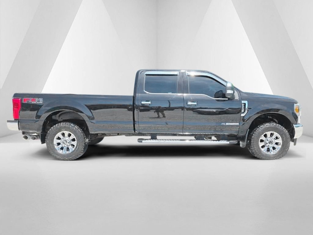 Used 2019 Ford F250 XLT w/ XLT Premium Package AWD/4WD image 4