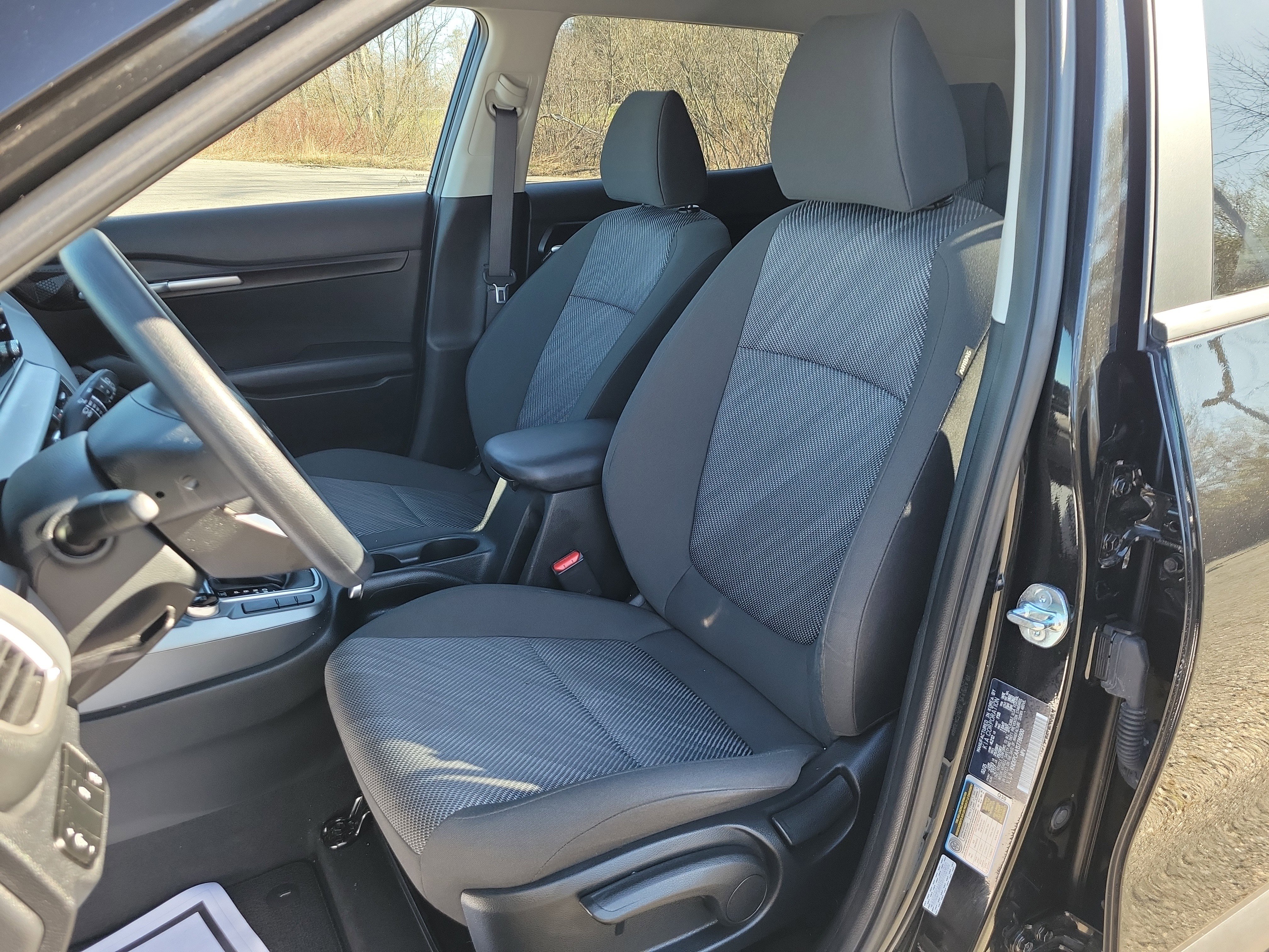 Used 2025 Kia Seltos LX AWD/4WD image 14