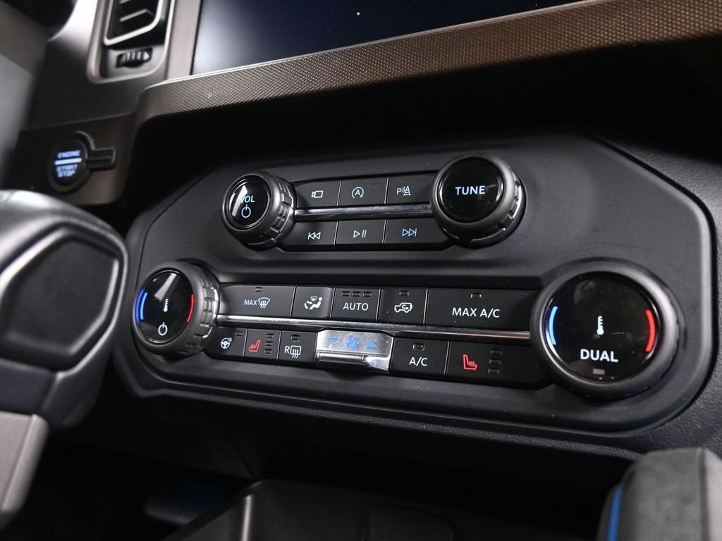 Used 2022 Ford Bronco Outer Banks image 24