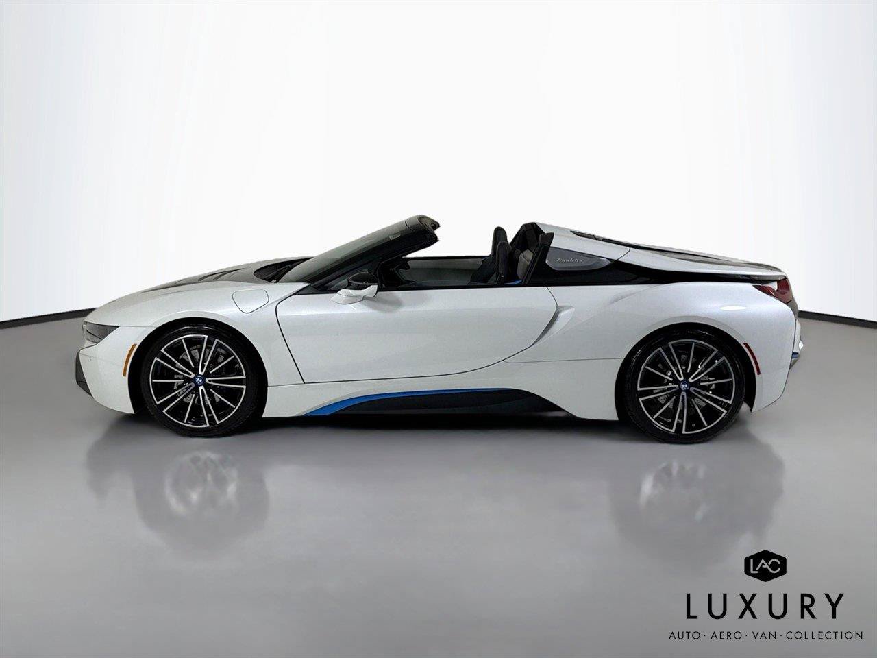 Used 2019 BMW i8 Roadster AWD/4WD image 9