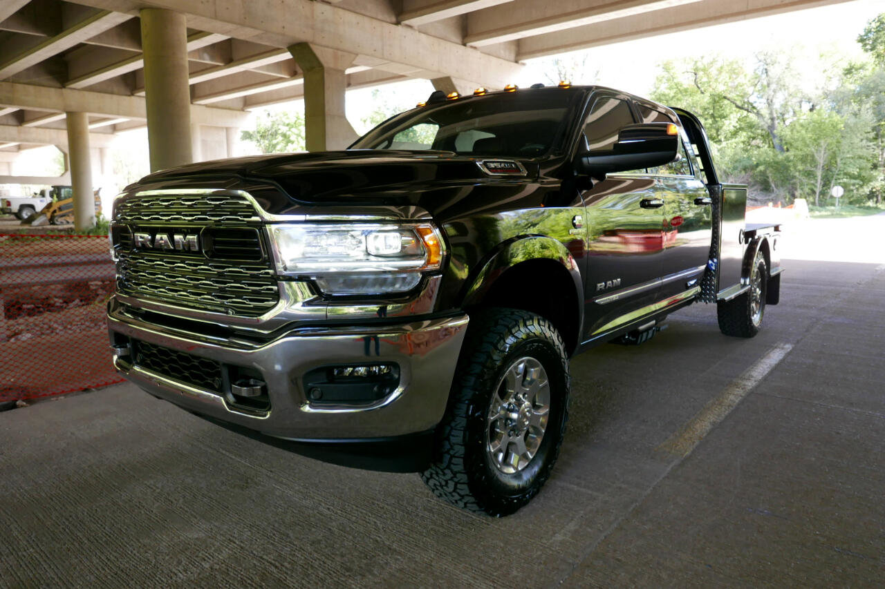 Used 2022 RAM 3500 Limited image 38