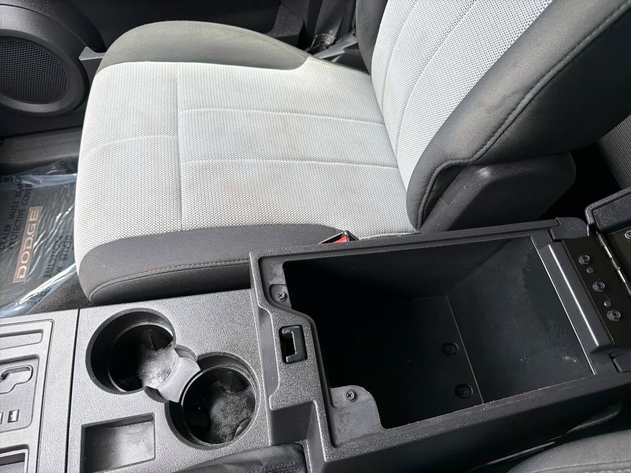 Used 2008 Dodge Nitro SXT RWD image 49