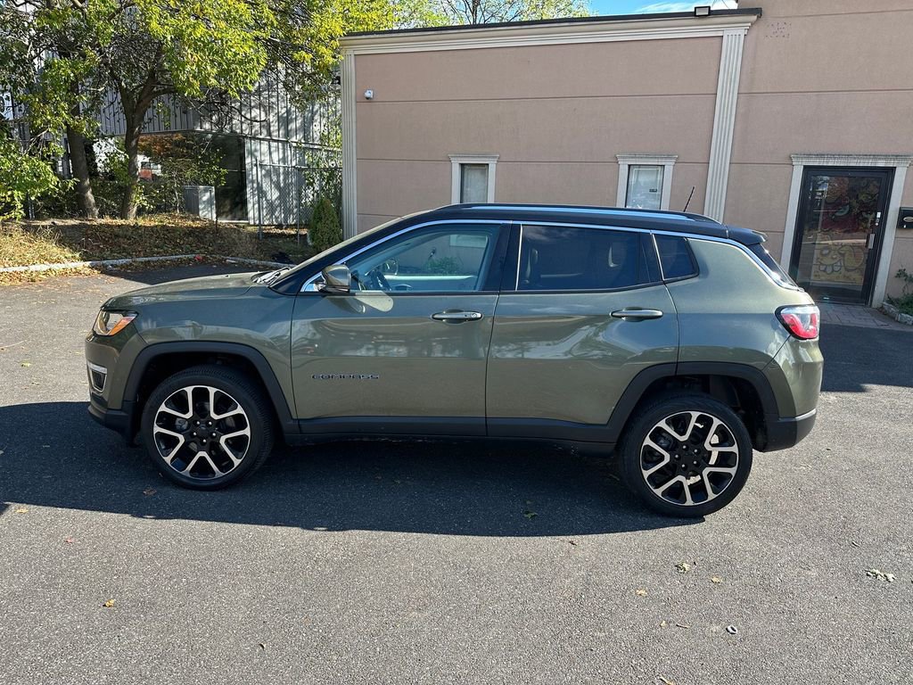 Used 2018 Jeep Compass Limited w/ Navigation Group image 5