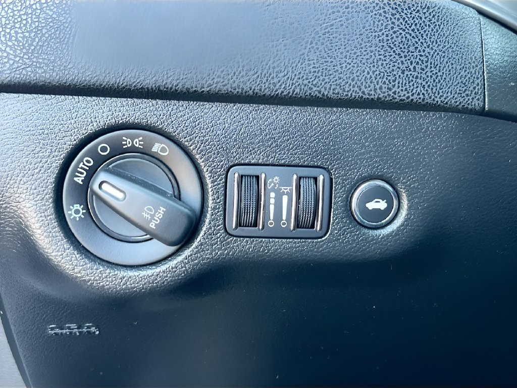 Used 2023 Dodge Charger Scat Pack w/ Navigation & Travel Group RWD image 10