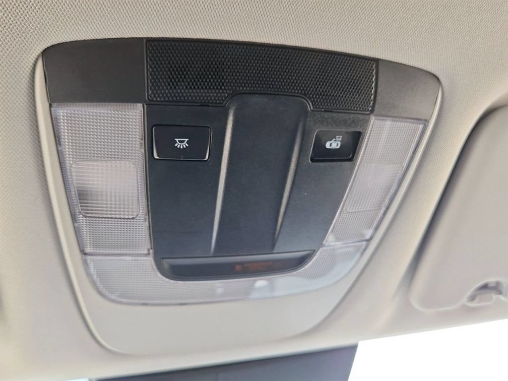 Used 2025 Kia Sportage LX AWD/4WD image 24