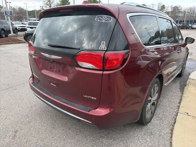 Used 2018 Chrysler Pacifica Limited w/ Tire & Wheel Group image 6