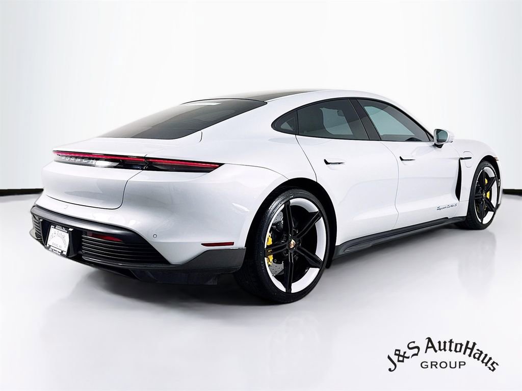 Used 2021 Porsche Taycan Turbo S image 7