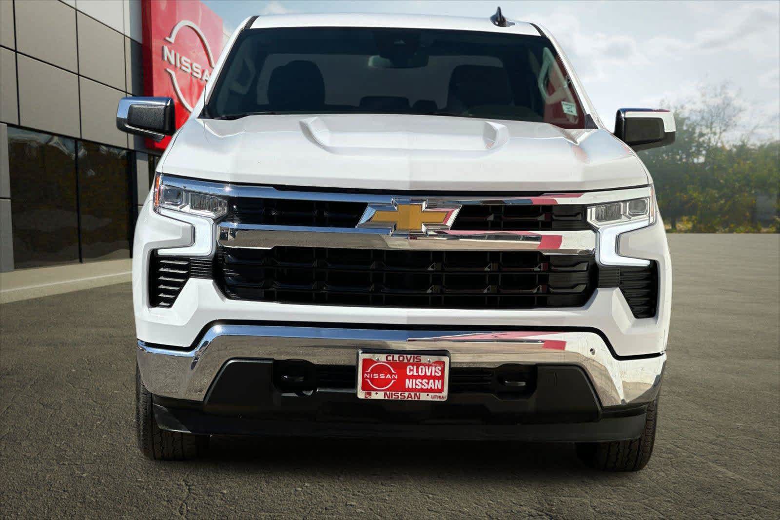 Used 2026 Chevrolet Silverado 1500 LT AWD/4WD image 10