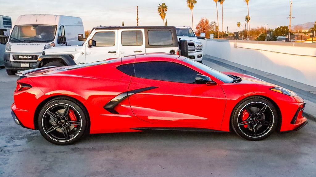Used 2024 Chevrolet Corvette Stingray Preferred Cpe w/ LPO, Roadside Safety Package image 12