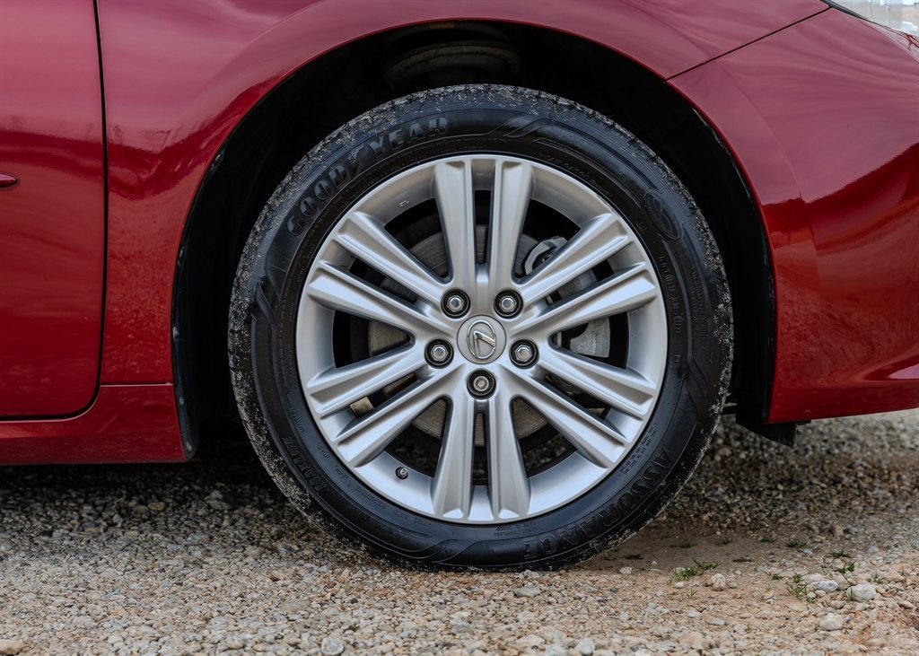 Used 2013 Lexus ES 350 w/ Premium Pkg image 10