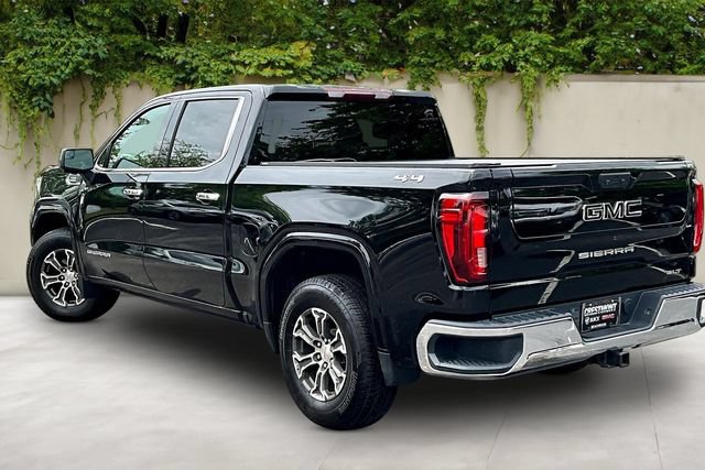 Used 2022 GMC Sierra 1500 SLT w/ SLT Convenience Package AWD/4WD image 4