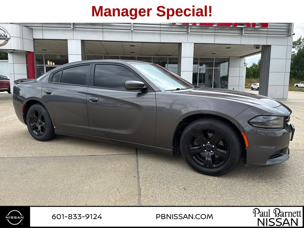 Used 2021 Dodge Charger SXT w/ Leather Interior Group RWD image 4