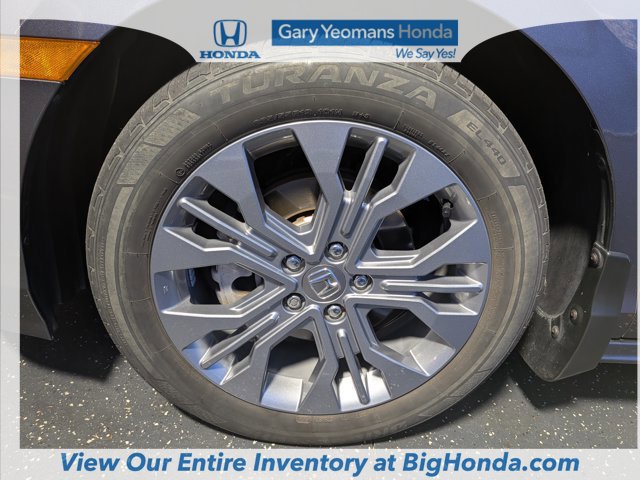 Certified 2025 Honda Odyssey Touring image 13