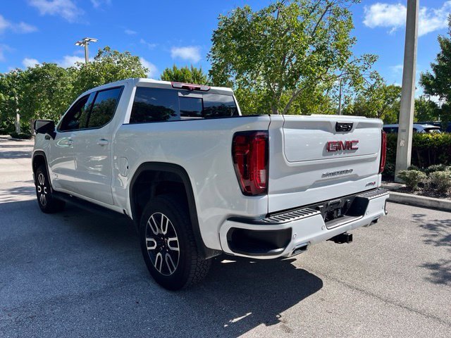 Used 2025 GMC Sierra 1500 AT4 w/ AT4 Premium Package AWD/4WD image 4