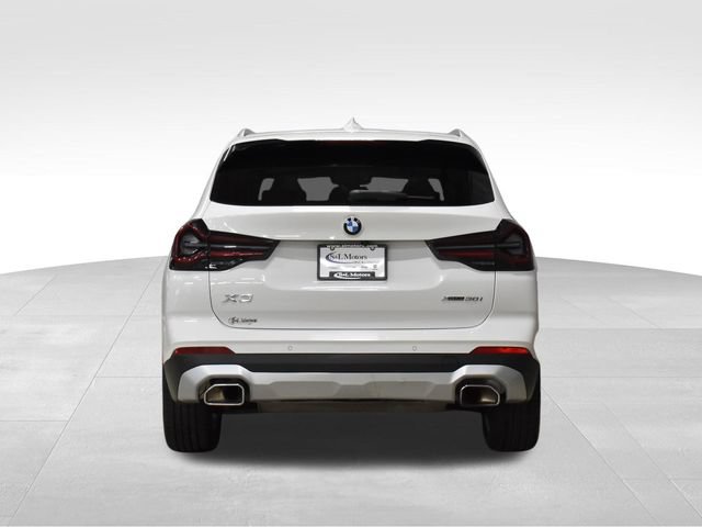 Used 2024 BMW X3 xDrive30i AWD/4WD image 9