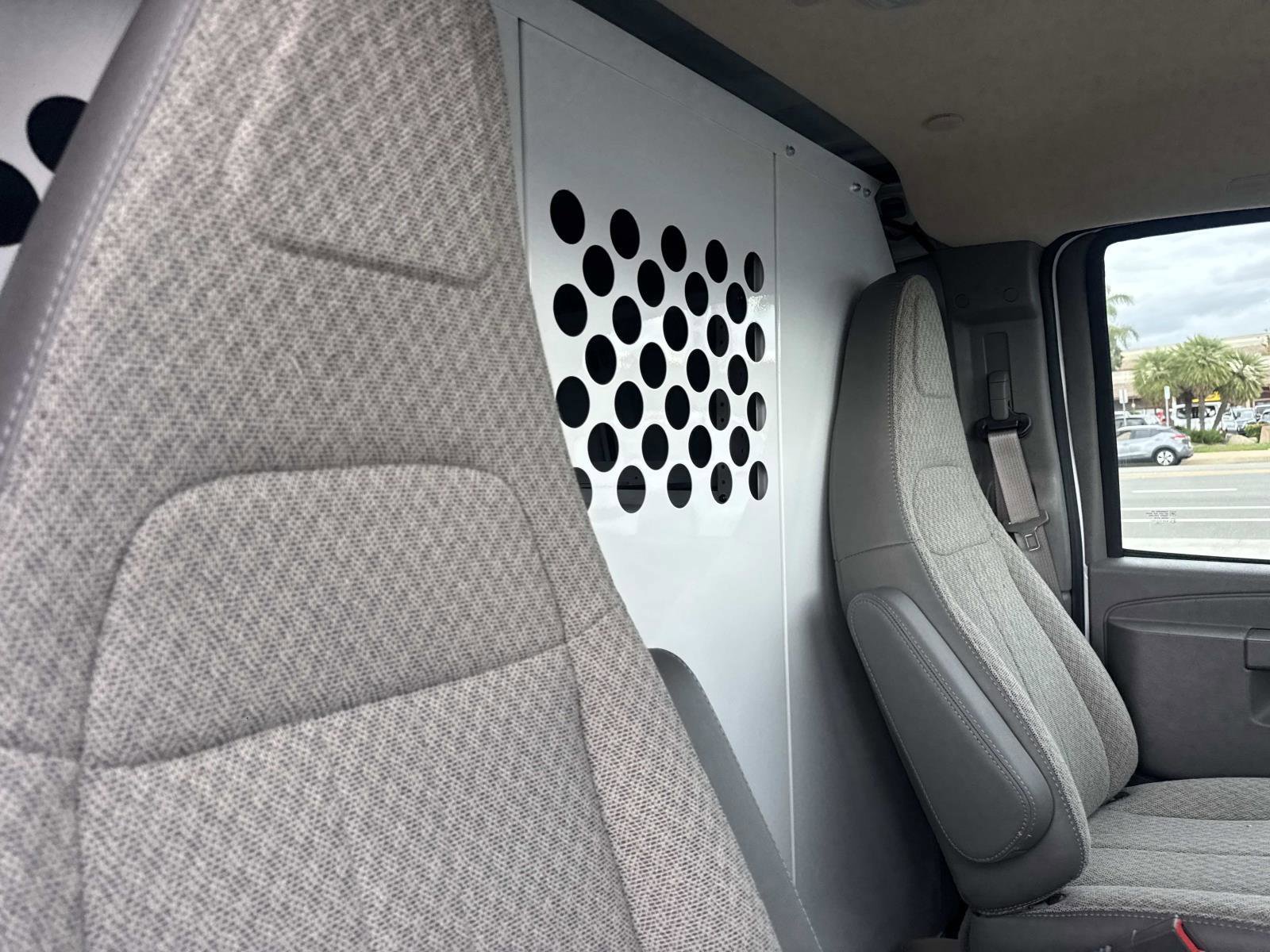 New 2025 GMC Savana 2500 w/ Driver Convenience Package RWD image 28