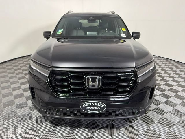 Used 2025 Honda Pilot Black Edition image 9