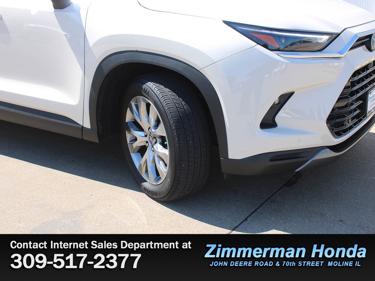 Used 2024 Toyota Grand Highlander AWD image 22